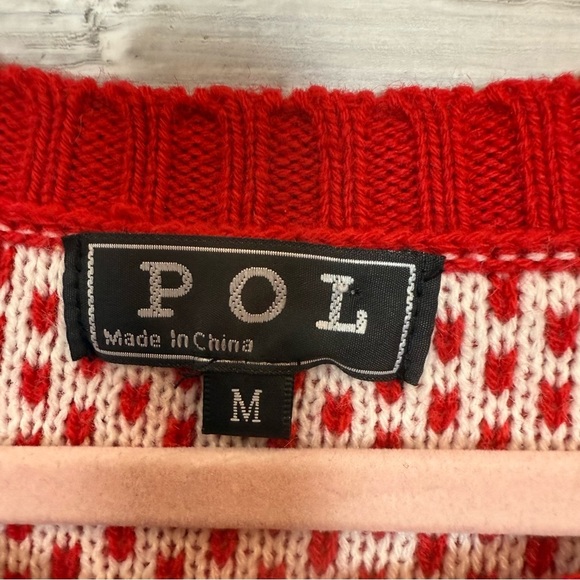 POL Snowflake Christmas Sweater - Picture 2 of 6